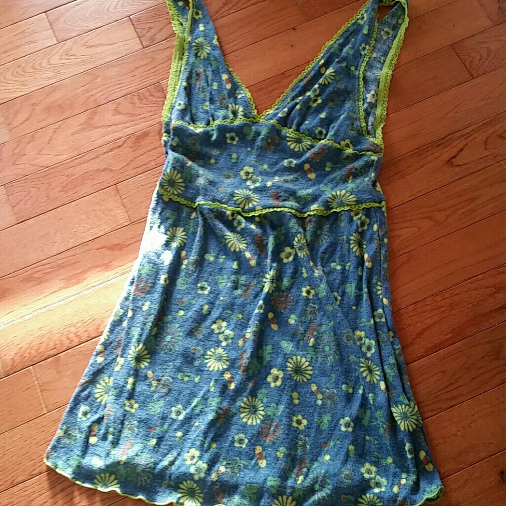 COPY - Pretty lace top